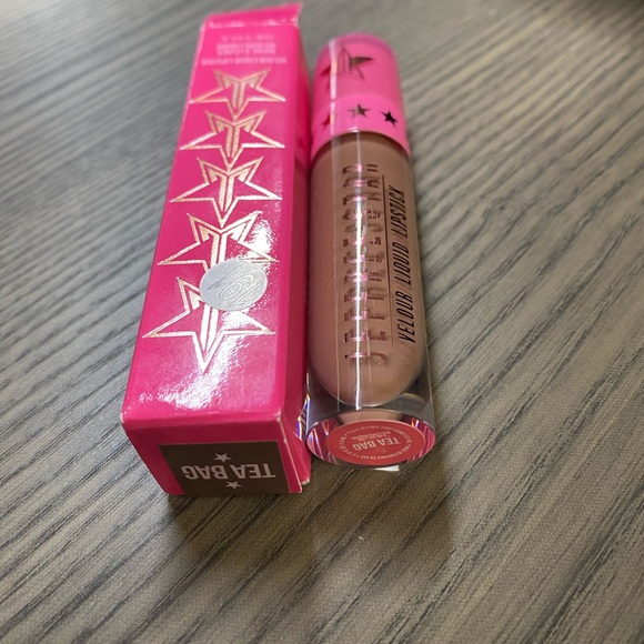 Jeffree Star Velour Lipstick - Tea Bag - New in Box - Picture 9 of 9
